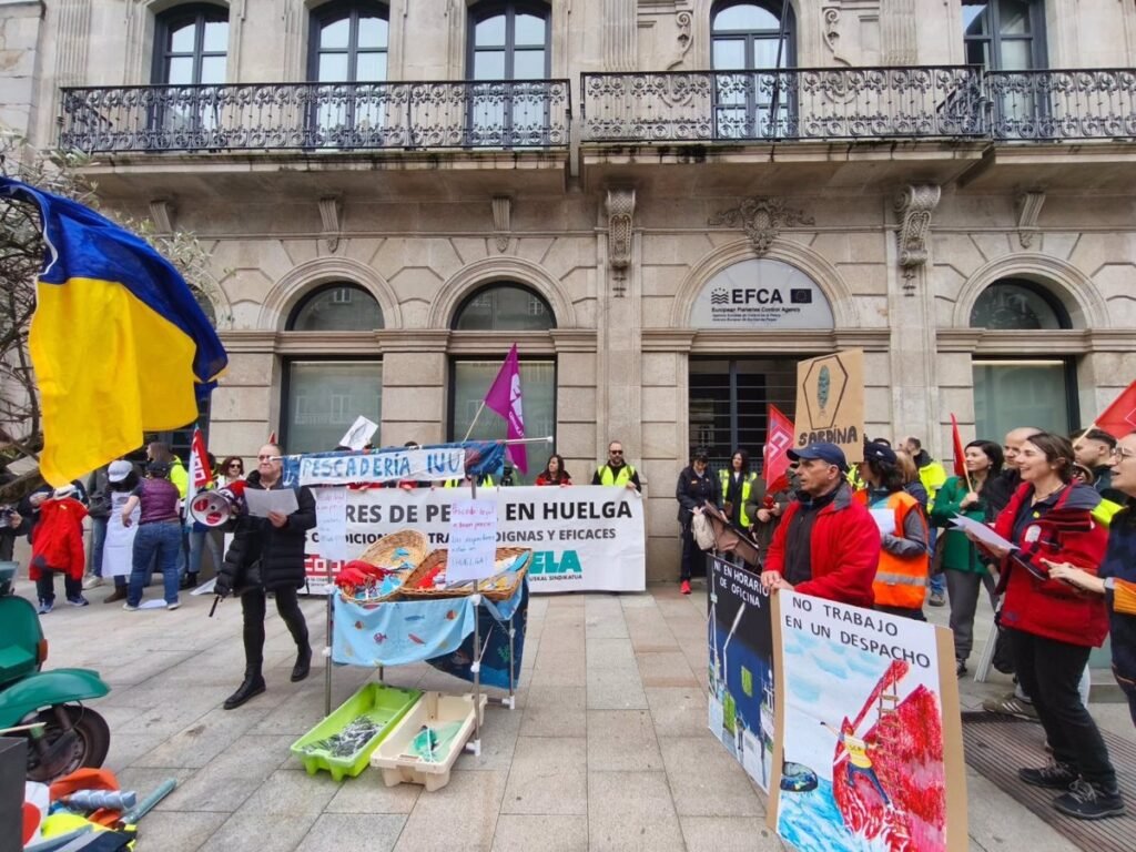 Huelga-indefinida-de-inspectores-pesqueros-en-VIGO-por-mejoras-laborales.jpg