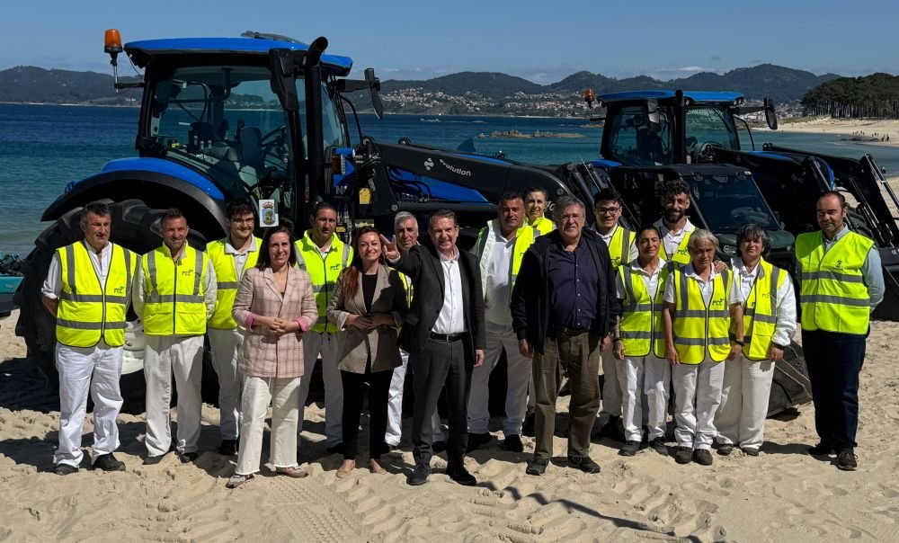Presentacion-del-dispositivo-de-limpieza-de-playa-ya-en-funcionamiento.jpeg