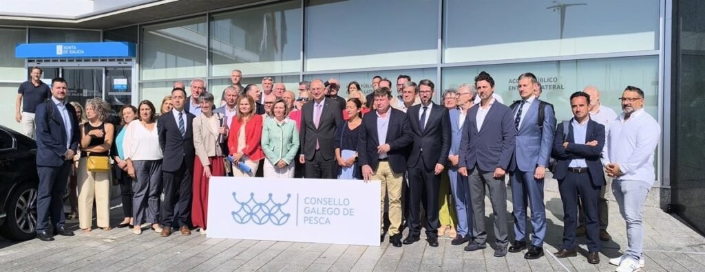 Villaverde-agradece-la-colaboracion-de-Kadis-en-la-pesca-en.jpg