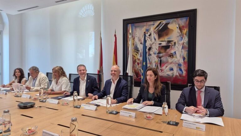 Zona-Franca-de-Vigo-aprueba-presupuesto-para-2026-sube-un.jpg