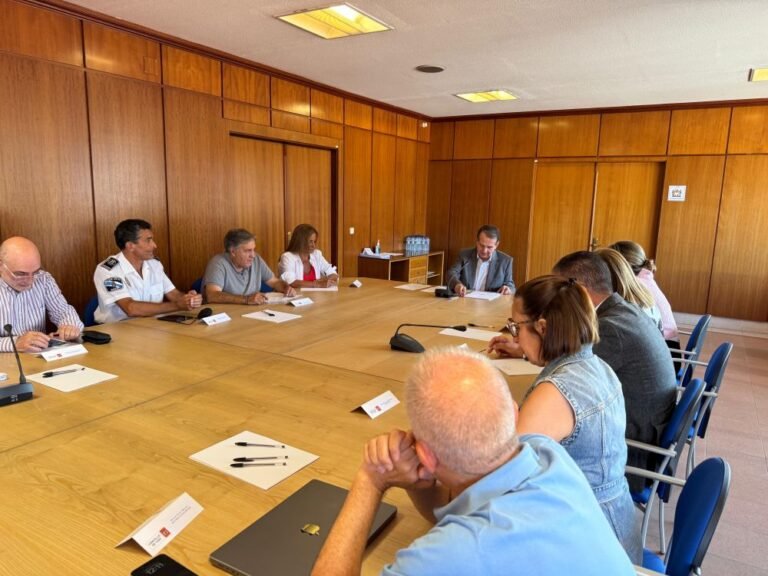 El-Ayuntamiento-mantiene-la-vigilancia-y-envia-un-nuevo-equipo.jpeg