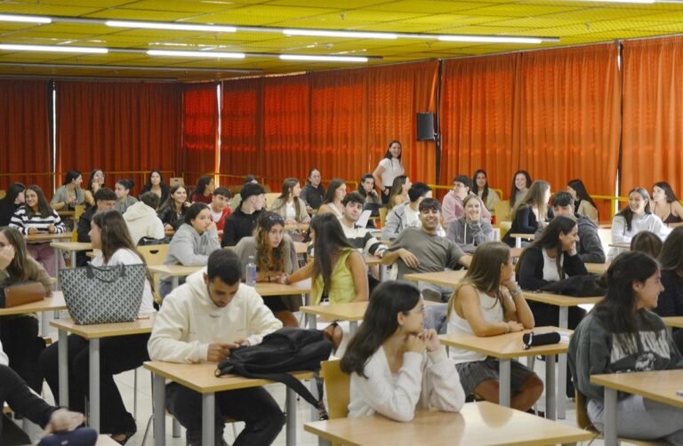 UVigo-comienza-curso-con-105-de-ocupacion-en-plazas-de.jpg