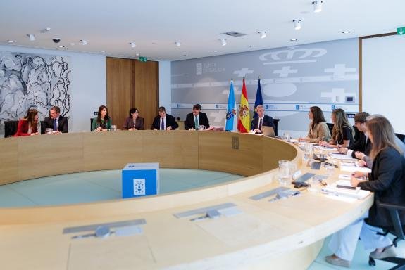 Consejo-de-la-Xunta-celebrado-hoy-en-San-Caetano.jpg