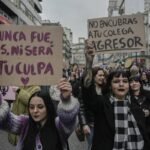 Miles-de-personas-marchan-en-Vigo-por-un-feminismo-transversal.jpg