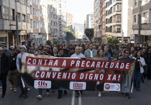 Trabajadores-del-Metal-de-Vigo-se-manifiestan-por-convenio-digno.jpg